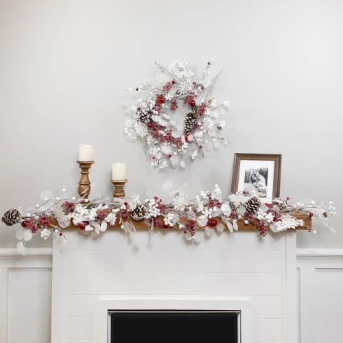 Northlight Berries And Snowflakes Artificial Christmas Garland - 6' X 8" - Red And White - Unlit 5 Northlight Berries And Snowflakes Artificial Christmas Garland - 6' X 8" - Red And White - Unlit - Image 3